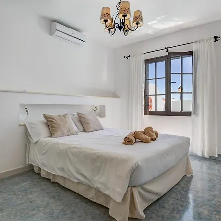 Princesa Faina Tías