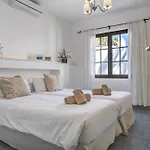 Princesa Faina Villa