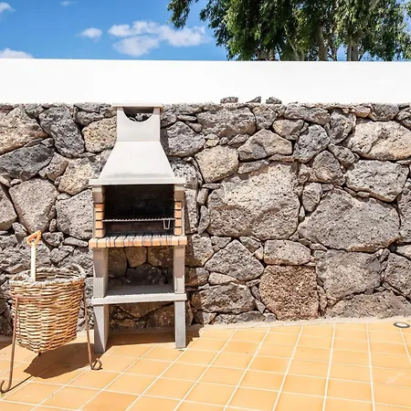 Princesa Faina Villa Tías